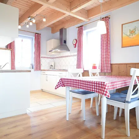 בית נופש Hof Koehne - Haus Feldscheune Links שמאלנברג